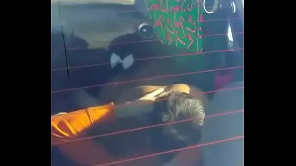 XXX Couple caught doing 69 in car μέγα σωλήνα
