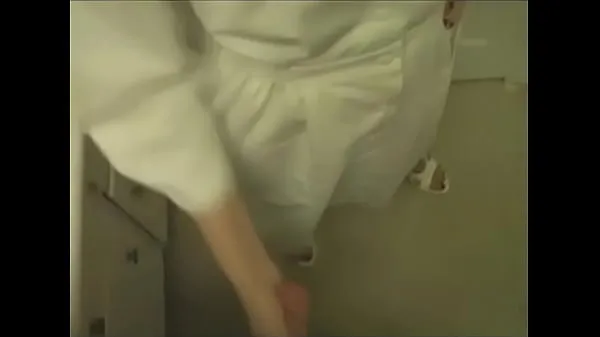 XXX Naughty nurse gives patient a handjob μέγα σωλήνα