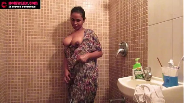 XXX Indian Amateur Babes Lily Masturbation Sex In Shower หลอดเมกะ