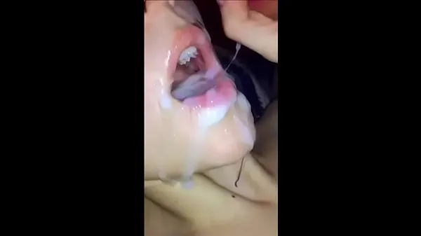 XXX cumshot in mouth巨型管