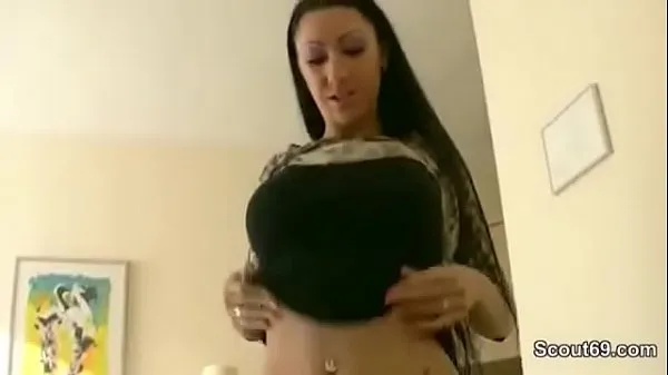 XXX Sister catches stepbrother and gives him a BJ मेगा ट्यूब