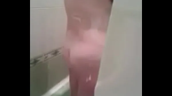 XXX voyeur my step mom 36 in shower أنبوب ضخم