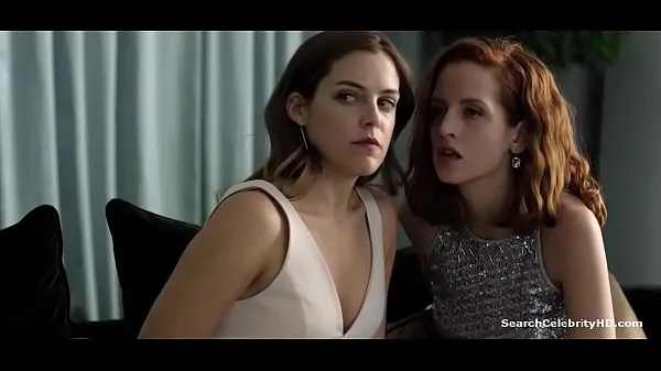 XXX Riley Keough and Claire Calnan The Girlfriend Experience S01E10 2016 میگا ٹیوب