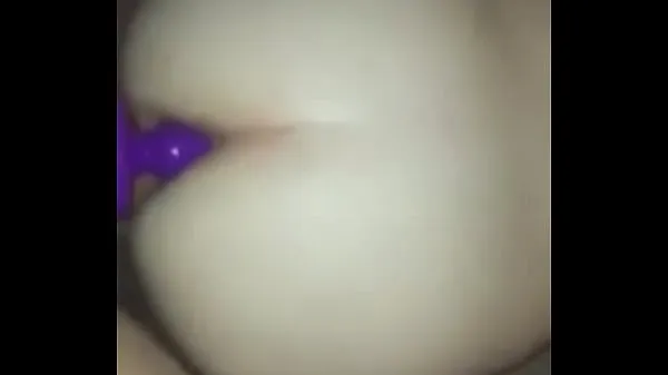XXX Wife takes toy and dick أنبوب ضخم