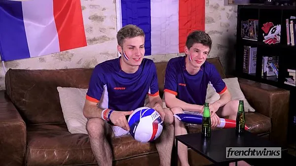 XXX Two twinks support the French Soccer team in their own way巨型管