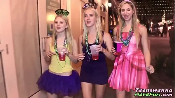 XXX Party teens facialized ống lớn