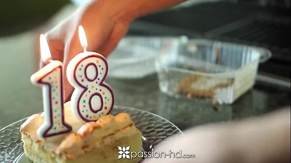 XXX Passion-HD - Cassidy Ryan naughty 18th birthday gift ống lớn