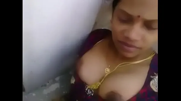 XXX Hot sexy hindi young ladies hot video أنبوب ضخم