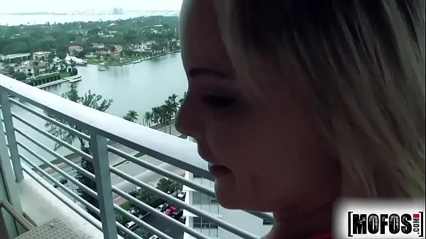 XXX Saving Anal for a (Rainy Day) video starring Holly megarør