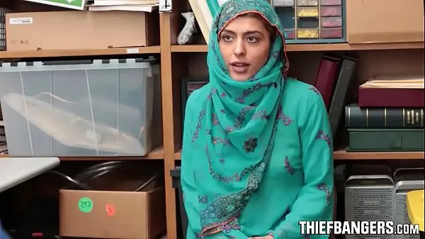 XXX Audrey Royal Busted Stealing Wearing A Hijab & Fucked For Punishment मेगा ट्यूब