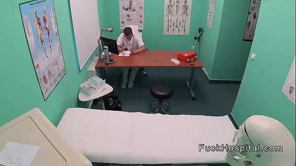 XXX Doctor filming sex with blonde patient巨型管