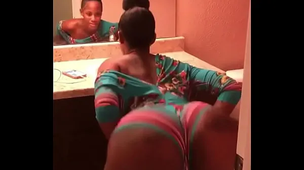 XXX sexy black girl twerking megarør