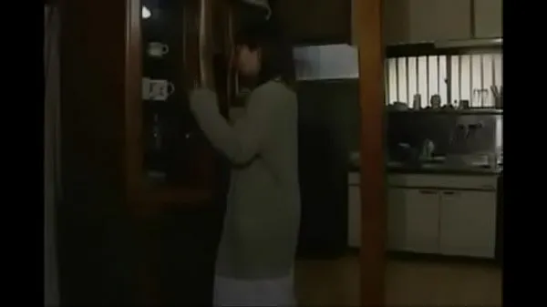 XXX Japanese hungry wife catches her husband μέγα σωλήνα