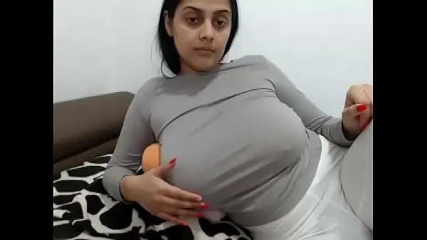 XXX big boobs Romanian on cam - Watch her live on LivePussy.Me ống lớn