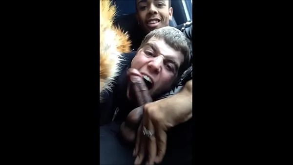 XXX Sucking his friend's cock on the bus μέγα σωλήνα
