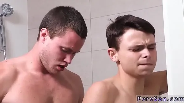 XXX gif gay sex men Little Austin doesn't see his playfellow's step ống lớn