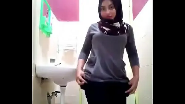 XXX Aunt hijab masturbates in hot bathroom mega Tube