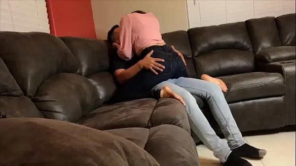 XXX Gorgeous Girl gets fucked by Landlord in Couch - Lexi Aaane میگا ٹیوب