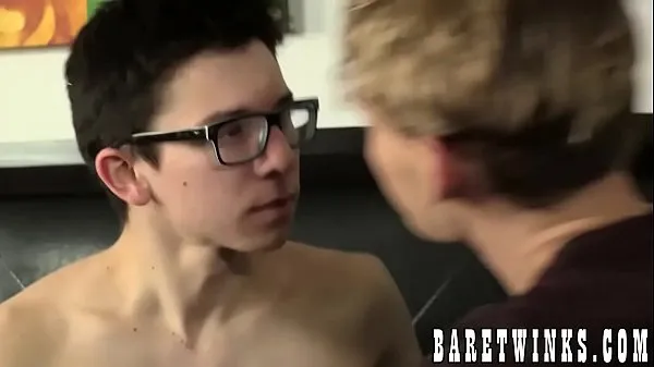XXX Nerdy young twink blasts a load out while riding raw cock μέγα σωλήνα