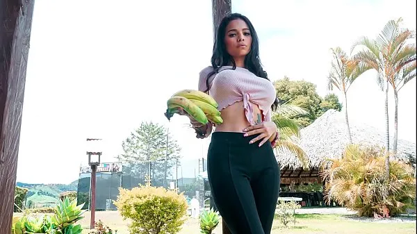 XXX MAMACITAZ - Garcia - Sexy Latina Tastes Big Cock And Gets Fucked megarør