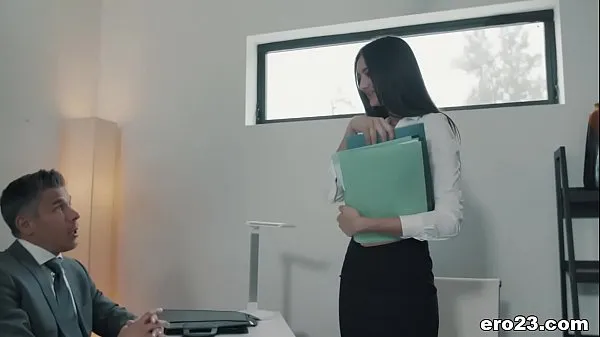 XXX Hot secretary and her big cocked boss - Eliza Ibarra and Mick Blue میگا ٹیوب