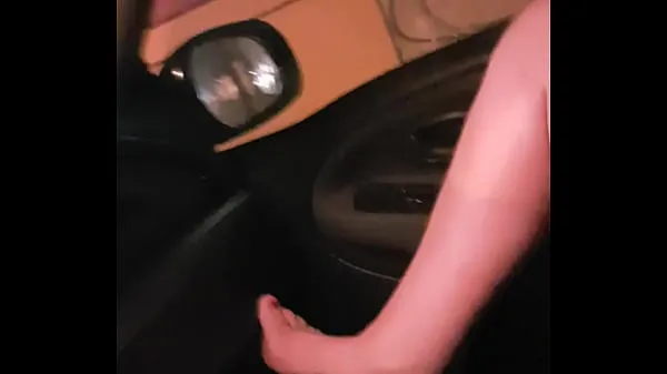 XXX Hot girl masturbates in the car leaving a Quito party megaputki
