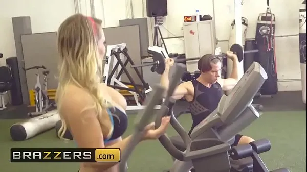 XXX Big TITS in Sports - (Cali Carter, Mick Blue) - Calis Special Workout - Brazzers巨型管