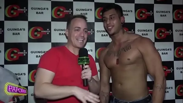 XXX Guingas Bar stripper with Bruno Andrade μέγα σωλήνα