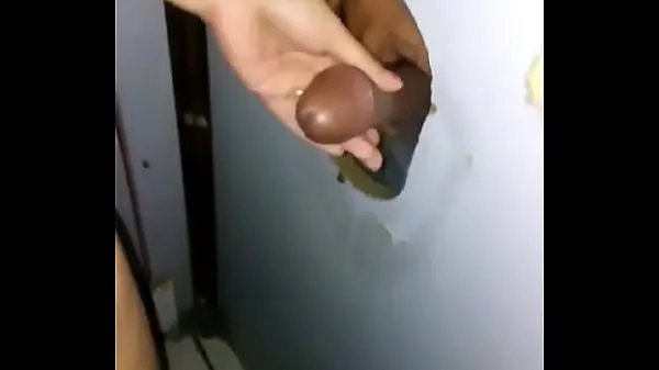 XXX Wife in cabins grabbing a stranger's cock أنبوب ضخم