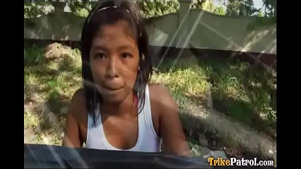 XXX Dark-skinned Filipina girl Trixie picked up by foreigner driving Trike himself mega trubice
