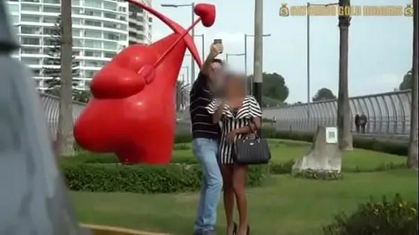 XXX Huge Ass Peruvian Milf Gets Fucked By A White Spanish Guy mega cső