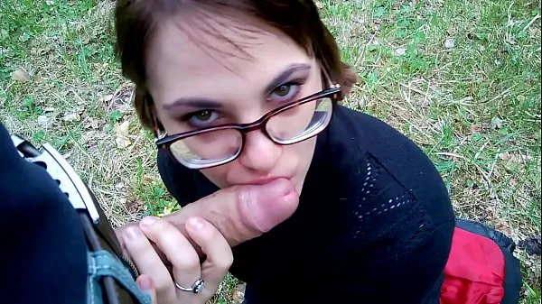 XXX Amateur Blowjob in the forest หลอดเมกะ