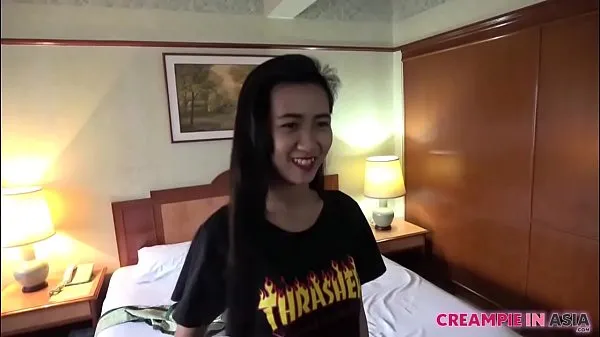 XXX Japanese man creampies Thai girl in uncensored sex video mega cső