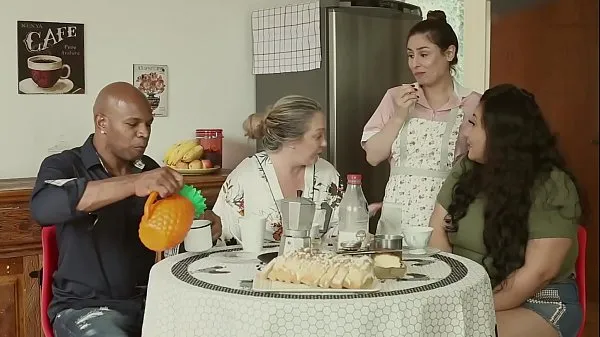 XXX THE BIG WHOLE FAMILY - THE HUSBAND IS A CUCK, THE step MOTHER TALARICATES THE DAUGHTER, AND THE MAID FUCKS EVERYONE | EMME WHITE, ALESSANDRA MAIA, AGATHA LUDOVINO, CAPOEIRA 메가 튜브