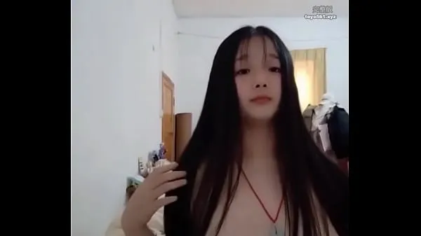 XXX The third grade student just after touches big tits at home 메가 튜브