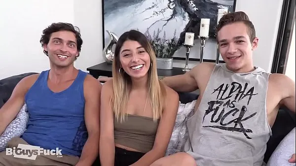XXX Jayden And Vanessa Take Joe Mason And Get Nasty With Him In His 1st Ever Threeway أنبوب ضخم