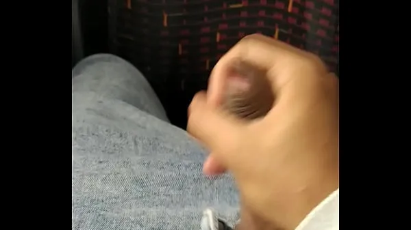 XXX crashing one on the bus मेगा ट्यूब