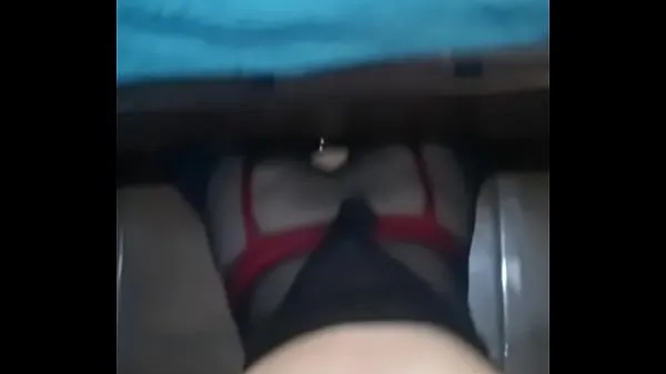 XXX My step cousin gets stuck under the bed mega trubice