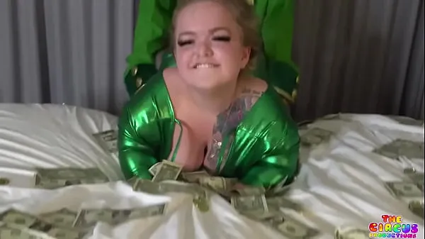 XXX Fucking a Leprechaun on Saint Patrick’s day mega rør