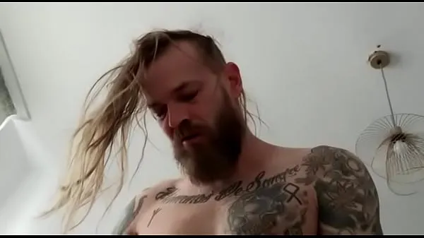 XXX Blonde Viking fucks shaved pussy 메가 튜브