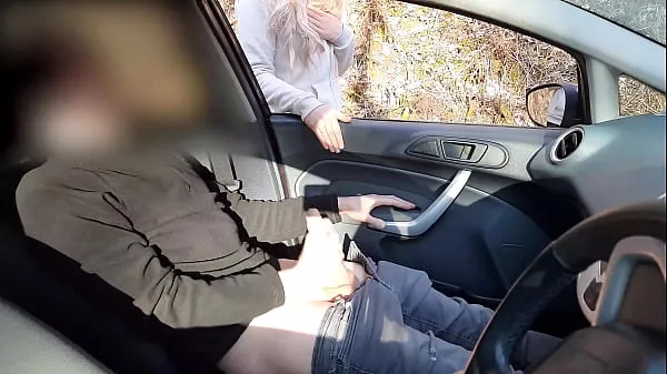 XXX Public cock flashing - Guy jerking off in car in park was caught by a runner girl who helped him cum mega trubica
