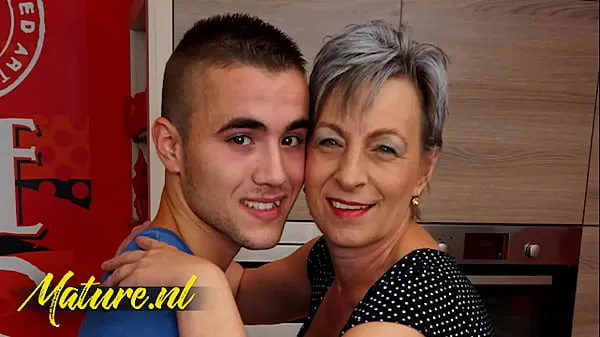 XXX Horny Stepson Always Knows How to Make His Step Mom Happy ống lớn
