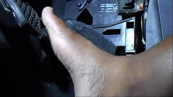 XXX My car's gas pedal has become a sexual pleasure device ống lớn