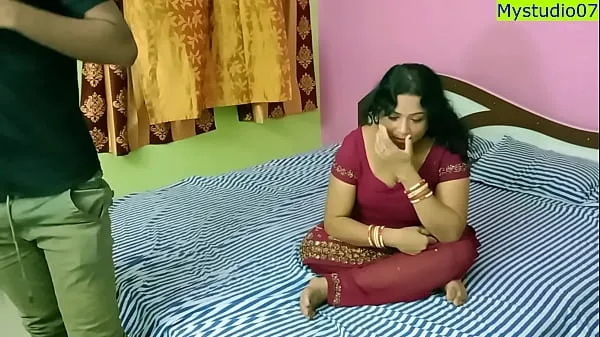 XXX Indian Hot xxx bhabhi having sex with small penis boy! She is not happy megaputki