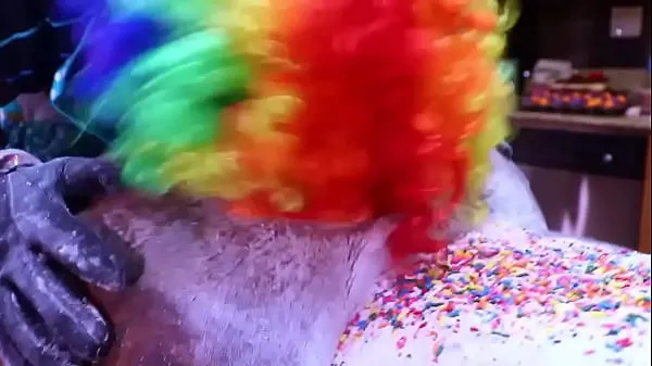 XXX Victoria Cakes Gets Her Fat Ass Made into A Cake By Gibby The Clown megarør