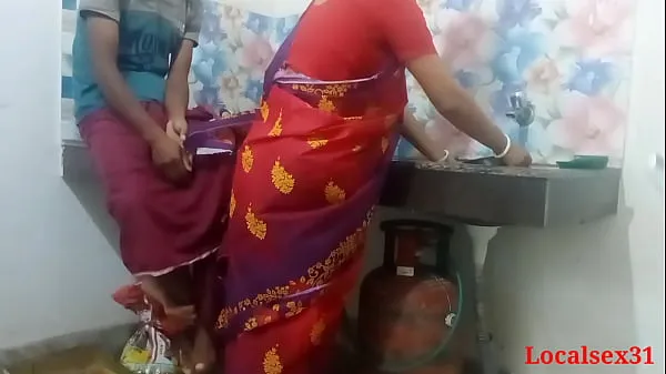 XXX Desi Bengali desi Village Indian Bhabi Kitchen Sex In Red Saree ( Official Video By Localsex31 أنبوب ضخم
