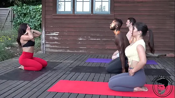 XXX BBC Yoga Foursome Real Couple Swap أنبوب ضخم