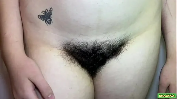 XXX 18-year-old girl, with a hairy pussy, asked to record her first porn scene with me μέγα σωλήνα
