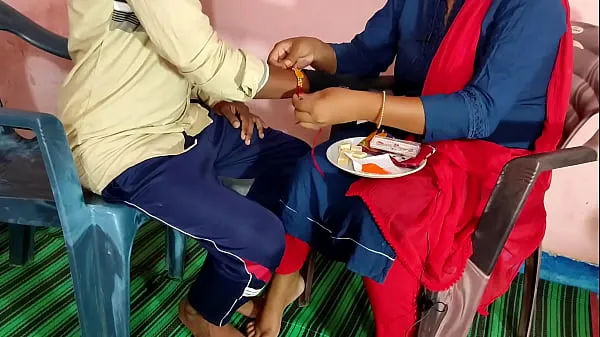 XXX Rakshabandhan 2022 : Indian XXX Didi asked for a big cock for her pussy as a gift from her أنبوب ضخم