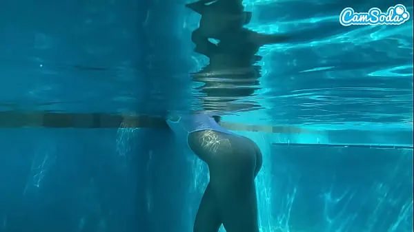 XXX Underwater Sex Amateur Teen Crushed By BBC Big Black Dick mega Tube